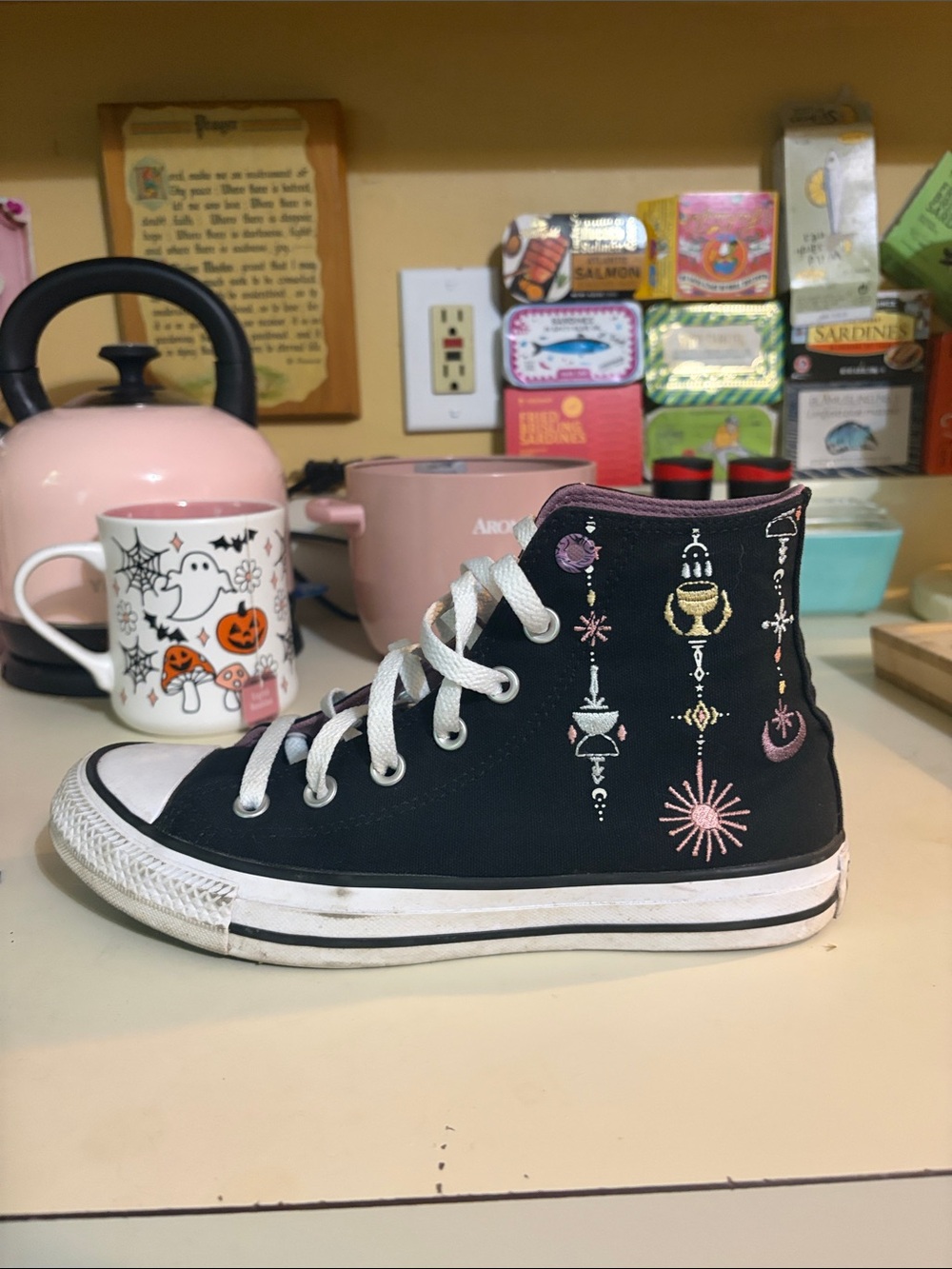 Converse Black and Mauve High-Top Sneakers Embroidered - Picture 4 of 9